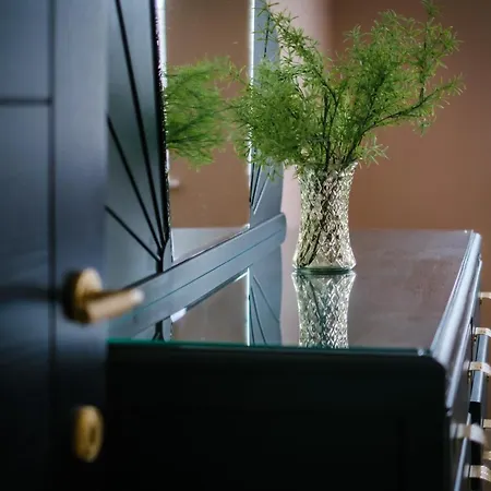 Rockside - Luxury 1 Bedroom With Hot Tub, Location, Parking And Pet Friendly Casa de Férias Windermere