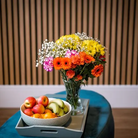 Rockside - Luxury 1 Bedroom With Hot Tub, Location, Parking And Pet Friendly * Windermere