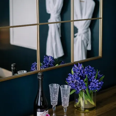 Rockside - Luxury 1 Bedroom With Hot Tub, Location, Parking And Pet Friendly Feriehus Windermere