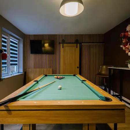 Rockside - Luxury 1 Bedroom With Hot Tub, Location, Parking And Pet Friendly * Windermere