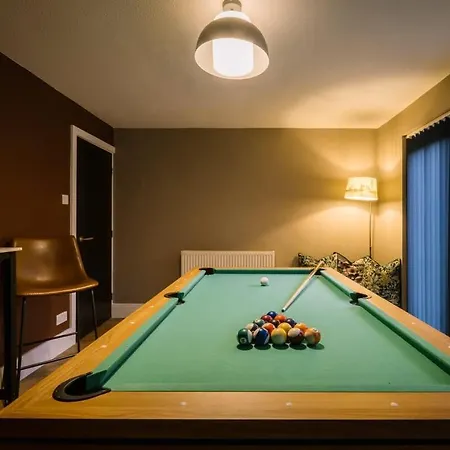 Сasa de vacaciones Rockside - Luxury 1 Bedroom With Hot Tub, Parking, Pet Friendly And Use Of Off Site Pool And Gym Facilties