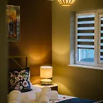 Rockside - Luxury 1 Bedroom With Hot Tub, Location, Parking And Pet Friendly 度假居 温德米尔