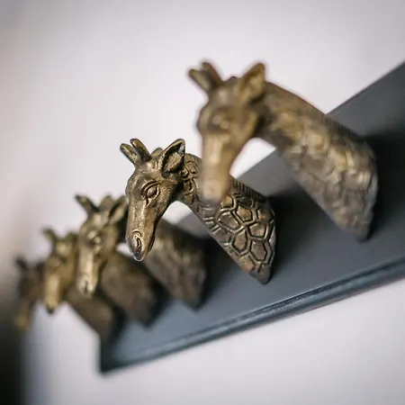 Rockside - Luxury 1 Bedroom With Hot Tub, Location, Parking And Pet Friendly *