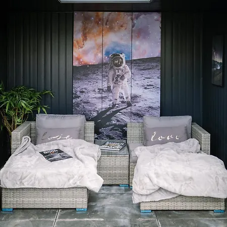 Дом отдыха Rockside - Luxury 1 Bedroom With Hot Tub, Location, Parking And Pet Friendly Уиндермир