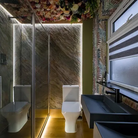 Rockside - Luxury 1 Bedroom With Hot Tub, Location, Parking And Pet Friendly Ferienhaus Windermere